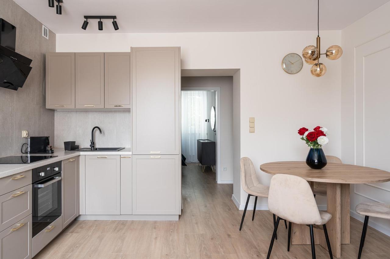 Rentplanet - Apartament Pilsudskiego Wroclaw Ngoại thất bức ảnh